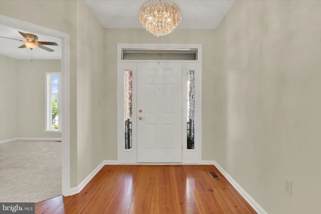 24 St Michaels Way, Hanover, PA 17331 photo 5