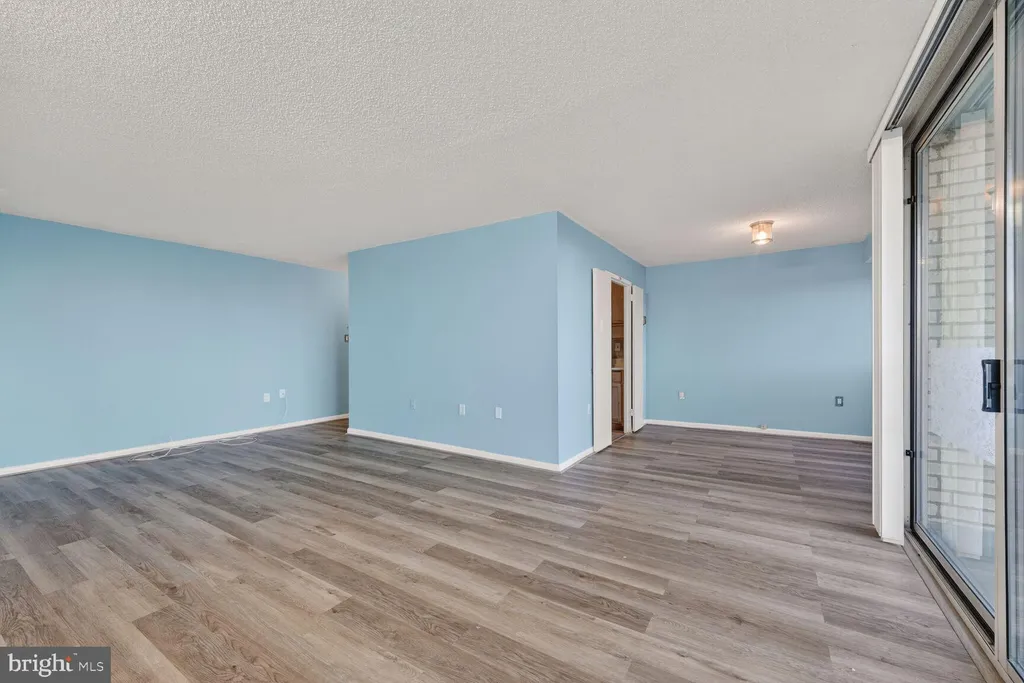 Additional image 6 of 2500 N Van Dorn Street Unit 223, Alexandria, VA 22302