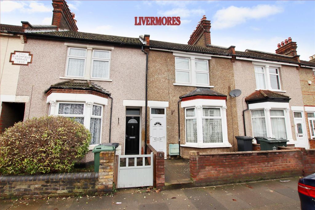 3 bed terraced house for saleSt. Albans Road, Dartford DA1