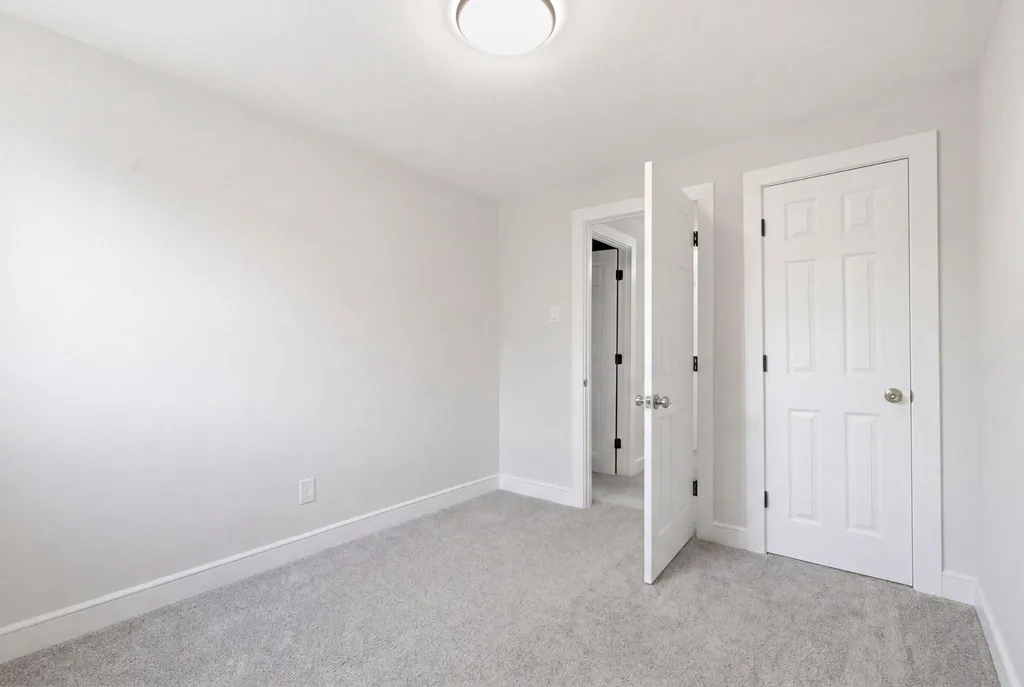 819 Bergen Street, Philadelphia, PA 19111