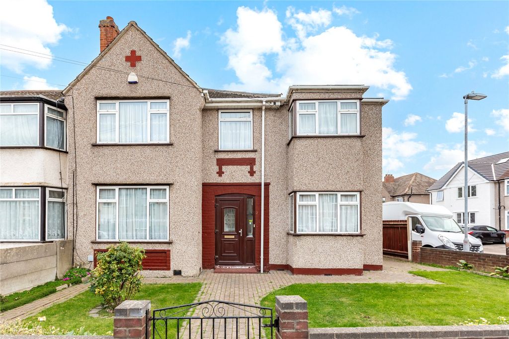 Additional image 3 of 5 bed end terrace house for saleSecond Avenue, Dagenham RM10