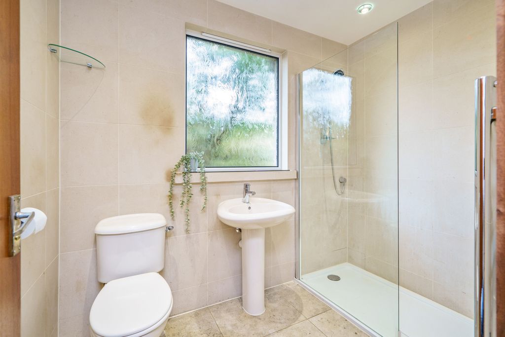 Additional image 16 of 4 bed detached house for sale28 Lasswade Road, Dalkeith EH22
