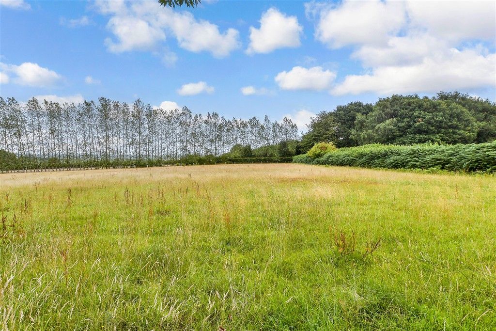 6 bed detached house for saleGillridge Lane, Crowborough, East Sussex TN6