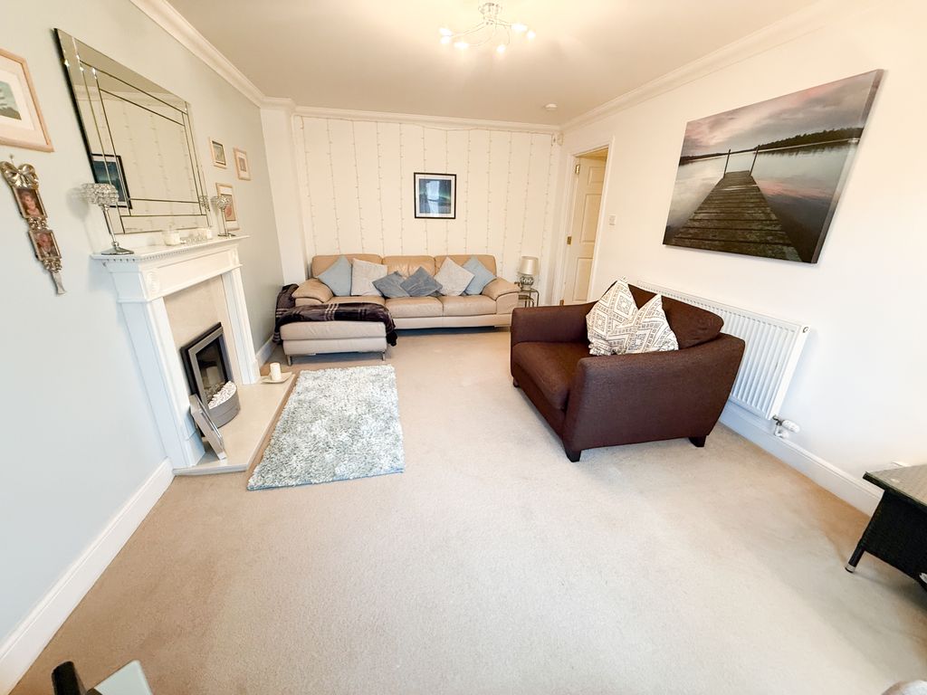 Additional image 4 of 4 bed detached house for saleHebridean Gardens, Crieff PH7