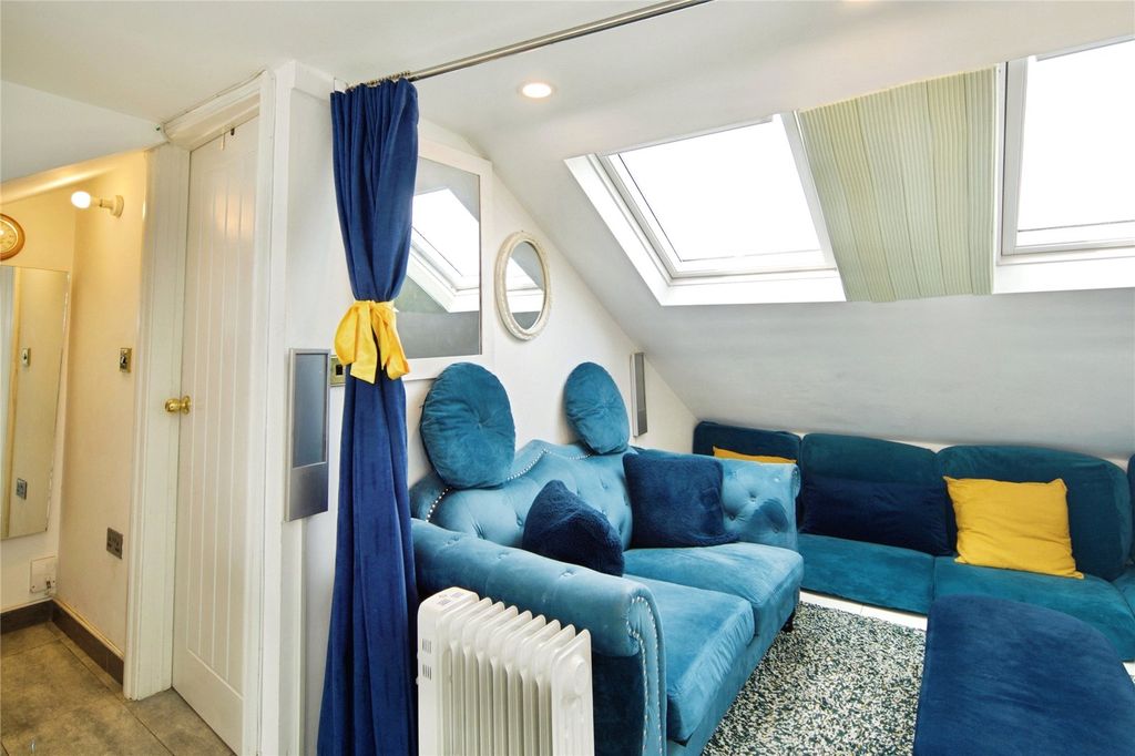 Additional image 3 of 3 bed maisonette for saleRaydons Road, Dagenham, Essex RM9