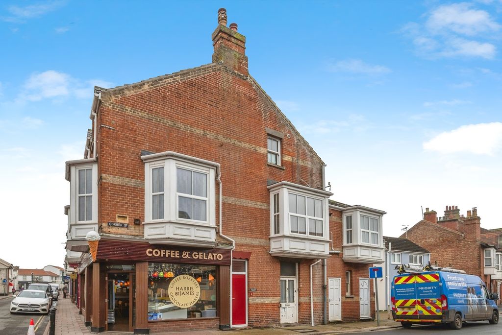 3 bed flat for saleCorner Street, Cromer, Norfolk NR27