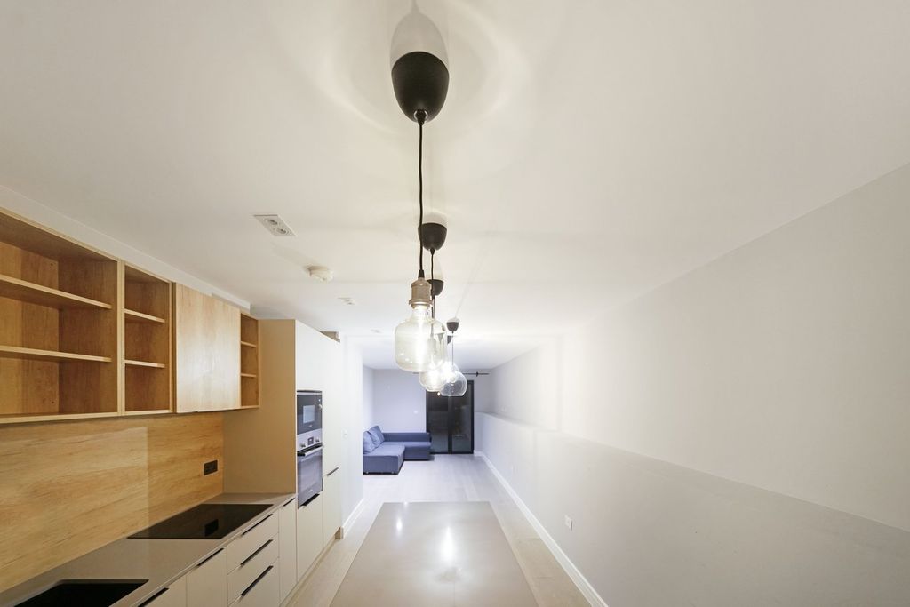 Additional image 7 of 3 bed flat for saleSouth Park Hill Road, South Croydon CR2