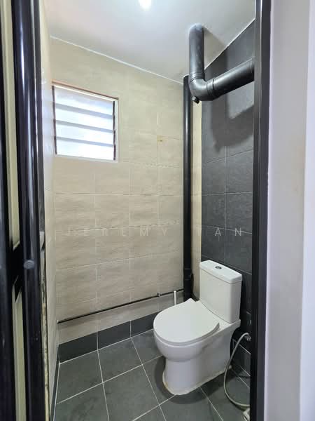 631 Hougang Avenue 8 photo 5
