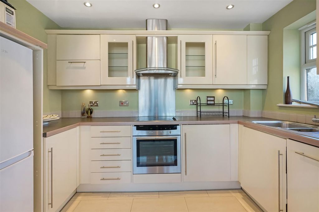 Additional image 4 of 2 bed flat for saleGreenhills, Cleveland Terrace, Darlington DL3