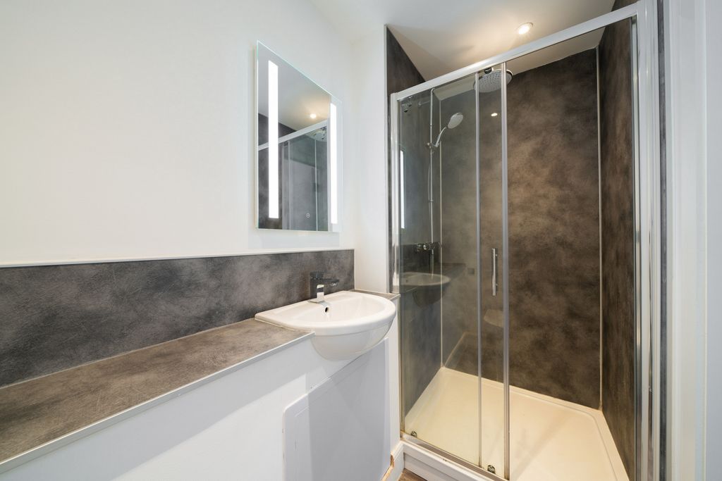 Additional image 9 of 2 bed flat for saleWest Port, Cupar KY15