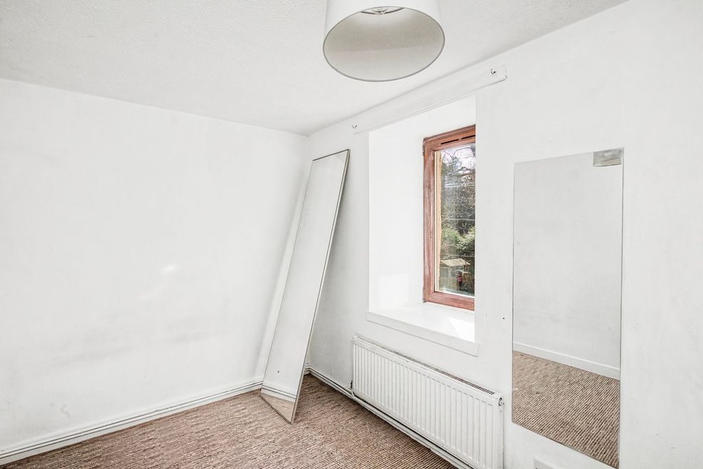 Additional image 9 of 2 bed flat for saleRailway Place, Cupar KY15