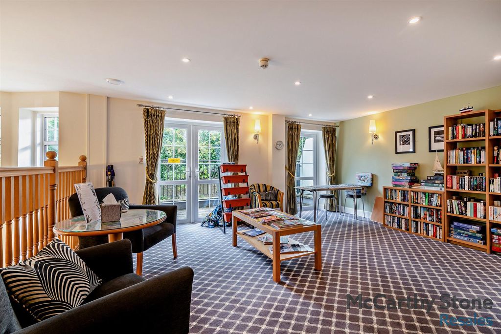 Additional image 15 of 1 bed flat for saleHolmes Place, Crowborough TN6