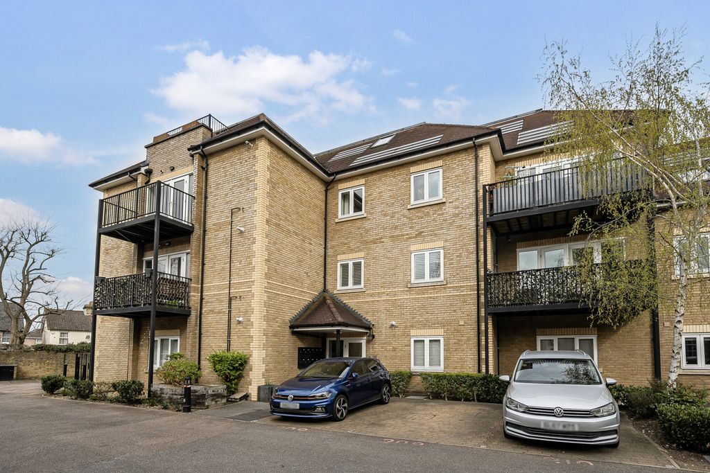 3 bed flat for saleJepson Drive, Stone, Dartford DA2