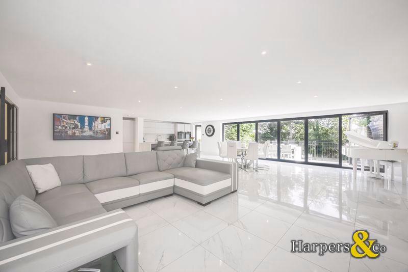 Additional image 2 of 5 bed detached house for saleOakfield Lane, Dartford DA2