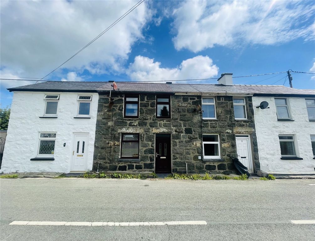 2 bed terraced house for saleCriccieth, Gwynedd LL52