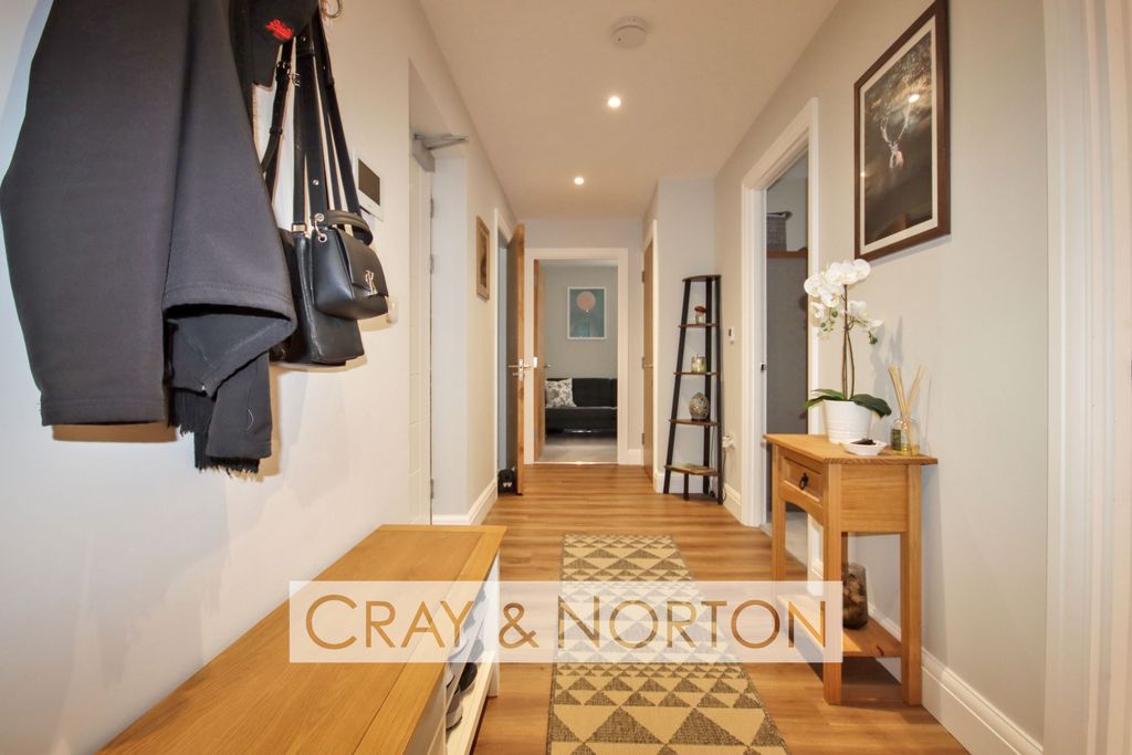 Additional image 11 of 3 bed flat for saleWard Close, South Croydon CR2