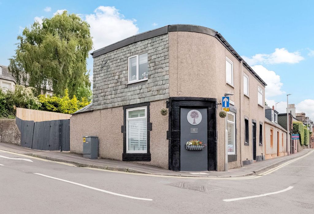 3 bed end terrace house for saleMillar Steet, Crieff PH7
