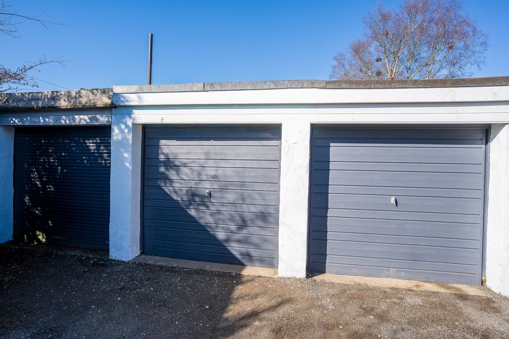 Additional image 7 of 2 bed flat for saleLlanbedrog, Pwllheli LL53