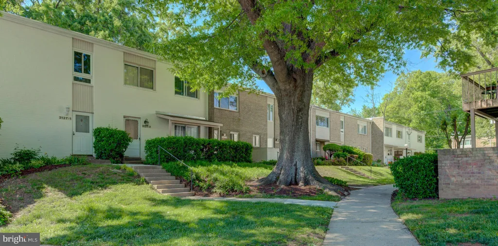 3127 University Boulevard W Unit 3127, Kensington, MD 20895