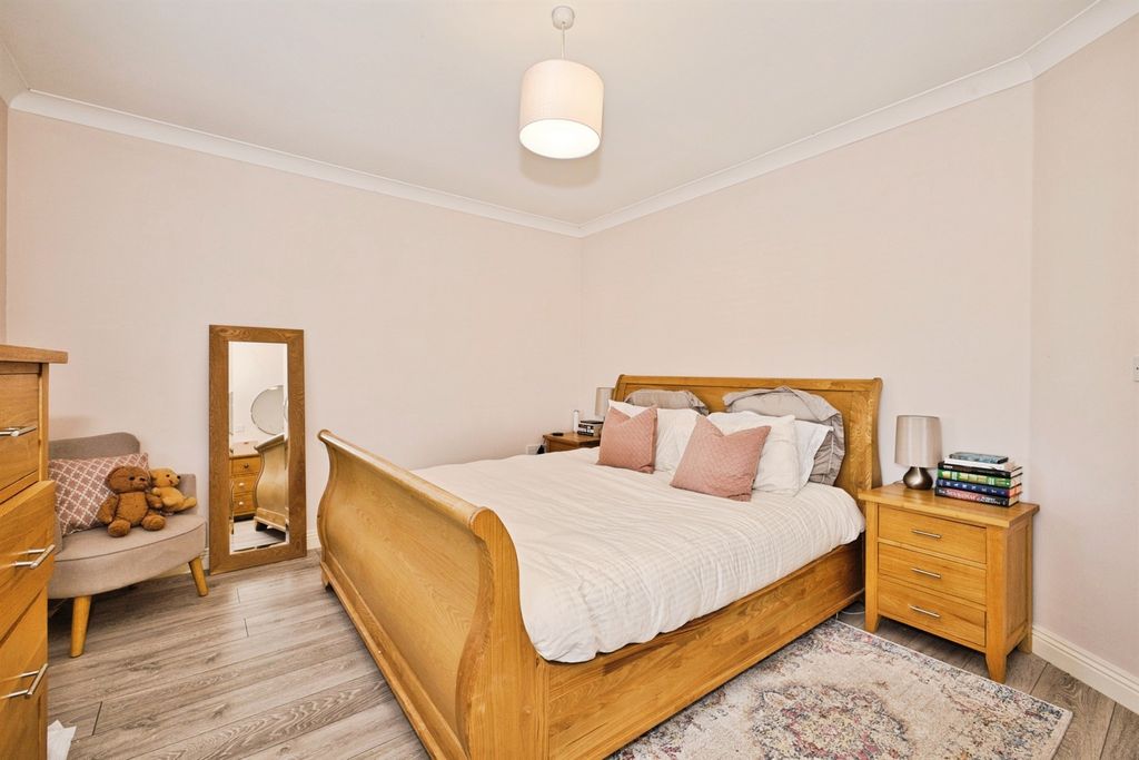 Additional image 16 of 5 bed detached house for saleOak Drive, Crewkerne TA18