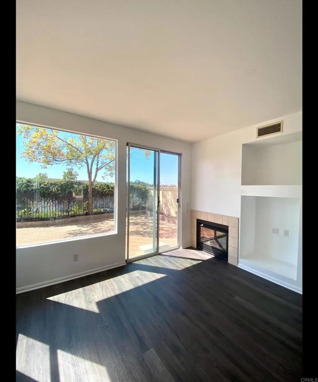 1250 Balboa Cir, Chula Vista, CA 91910