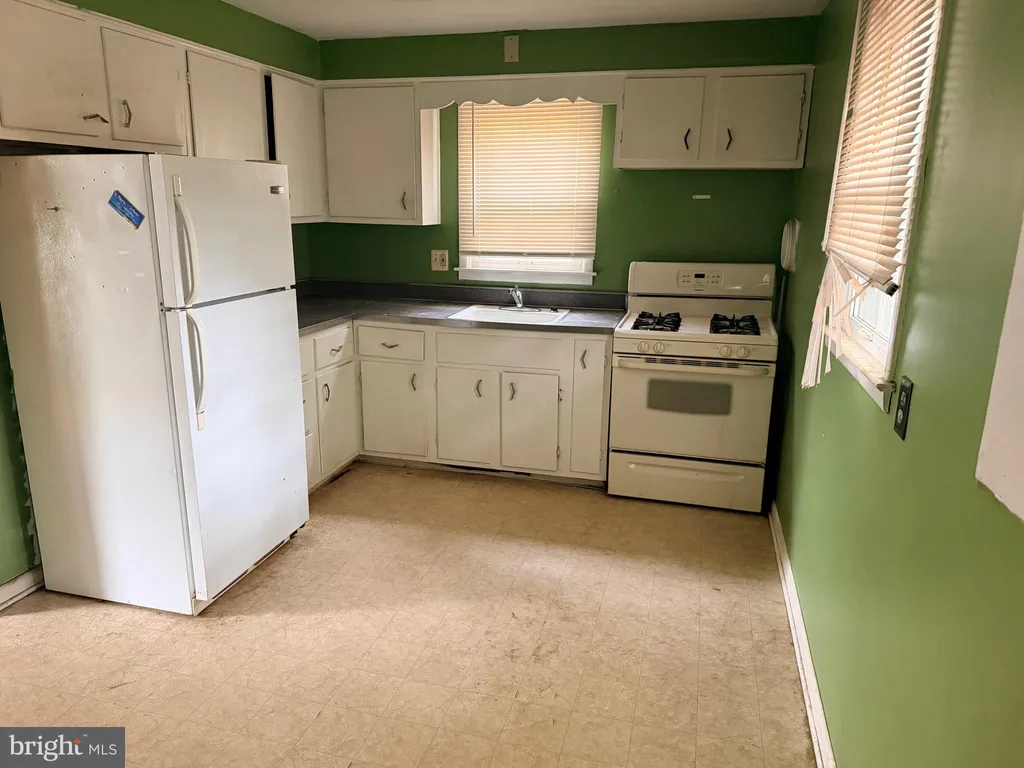 Additional image 5 of 426 S Willow Avenue, Absecon, NJ 08205