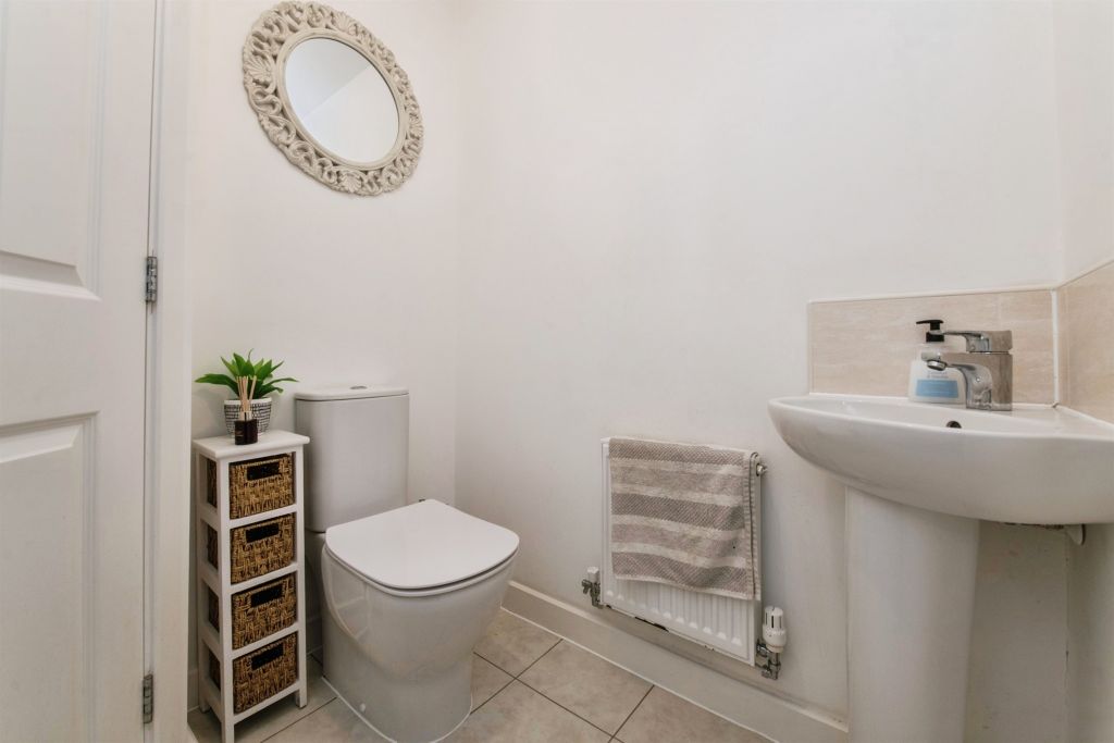 Additional image 17 of 4 bed detached house for saleTrott Close, Cullompton EX15