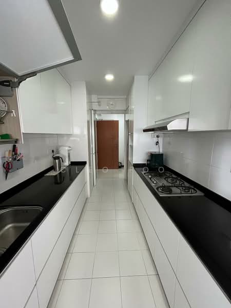 415A Fernvale Link