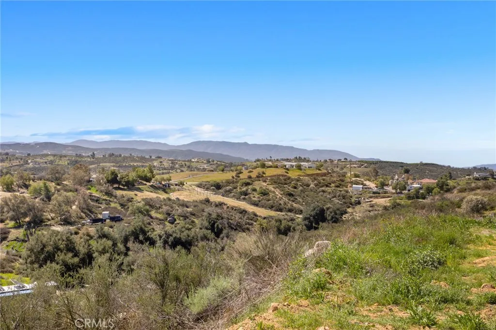 9 Remuda, Temecula, CA 92592 photo 2