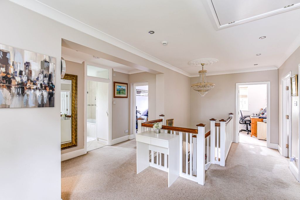 Additional image 19 of 6 bed detached house for saleShaw Crescent, South Croydon CR2