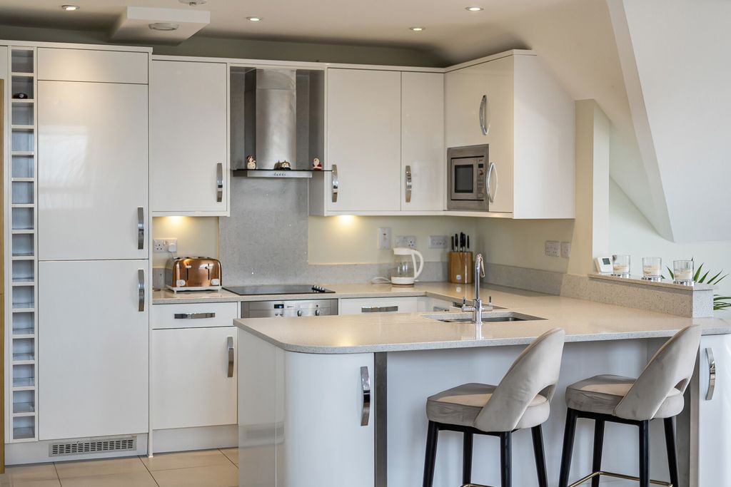 Additional image 2 of 3 bed flat for saleJepson Drive, Stone, Dartford DA2