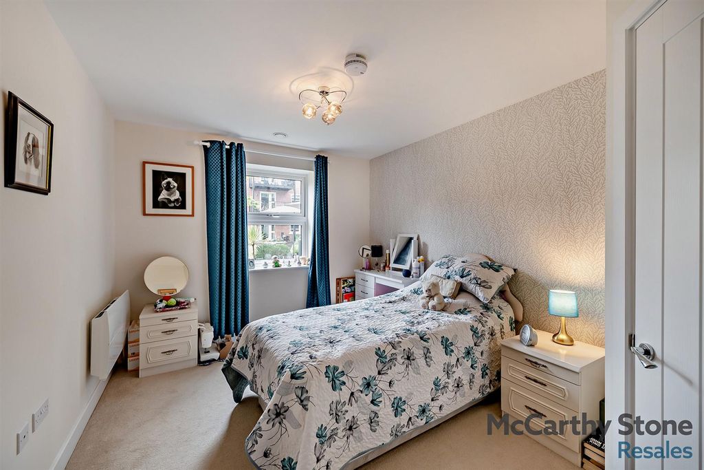 Additional image 7 of 2 bed flat for saleFoxglove Place, Willand Road, Cullompton EX15