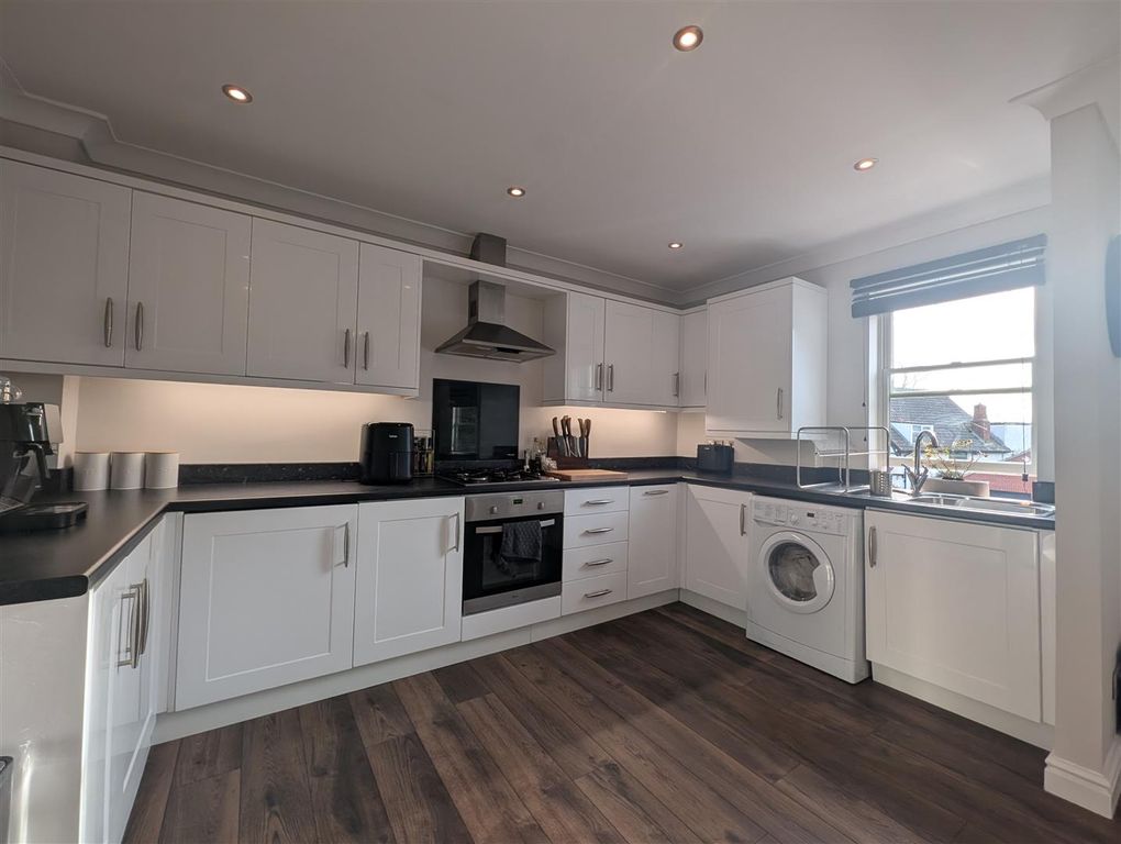 Additional image 3 of 2 bed flat for saleConiscliffe Road, Darlington DL3