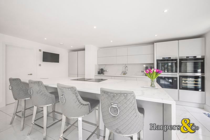 Additional image 6 of 5 bed detached house for saleOakfield Lane, Dartford DA2