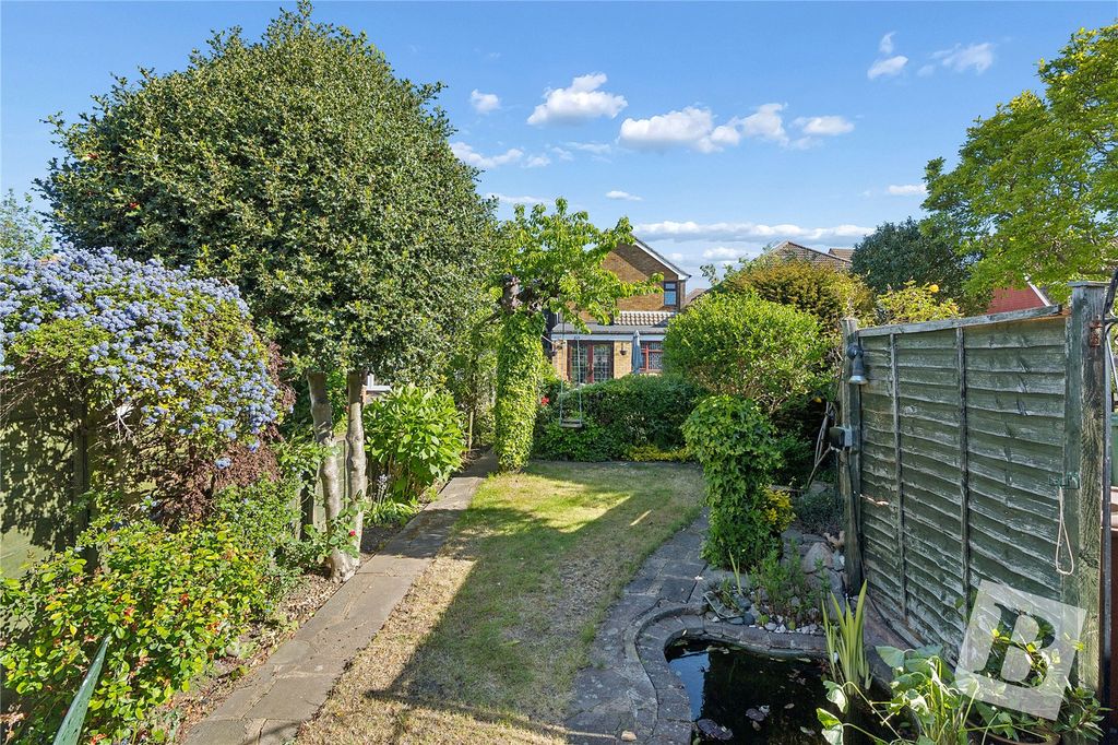 Additional image 10 of 3 bed detached house for saleGoring Road, Dagenham RM10