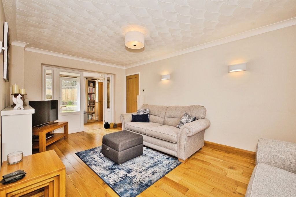 Additional image 3 of 3 bed detached house for saleLaburnum Crescent, Crewkerne TA18