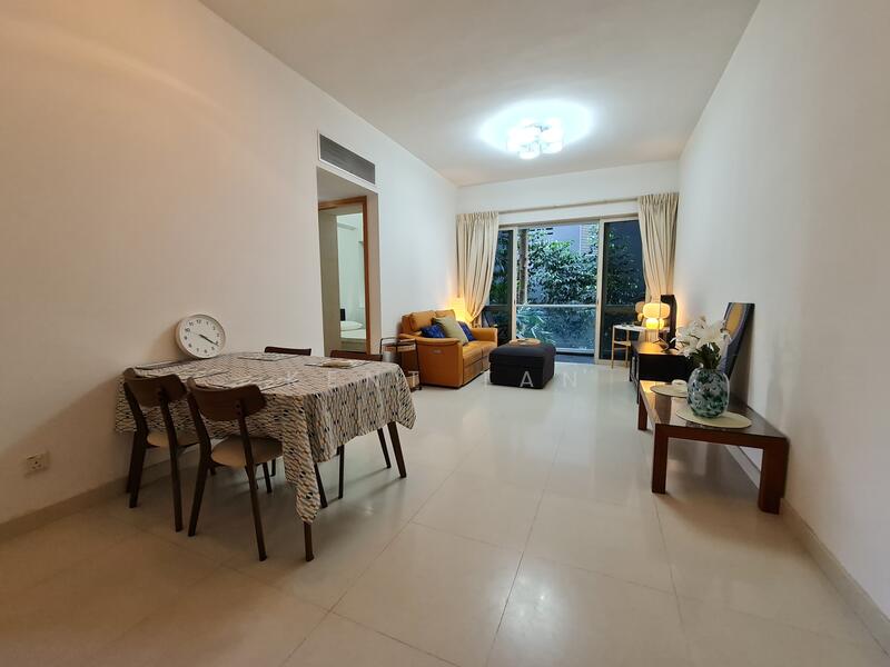 37 Oxley Rise photo 2