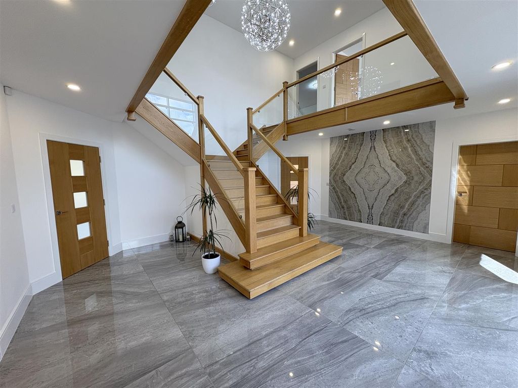 Additional image 4 of 5 bed detached house for saleNew Park Lane, Crook DL15