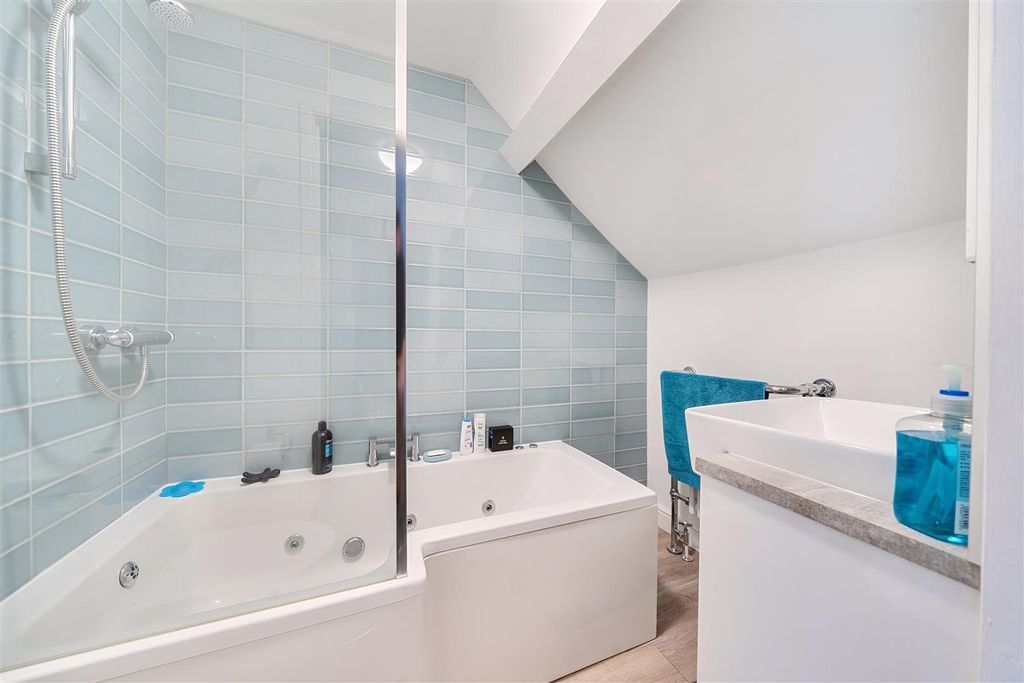 Additional image 18 of 3 bed flat for saleSilver Street, Ilminster TA19
