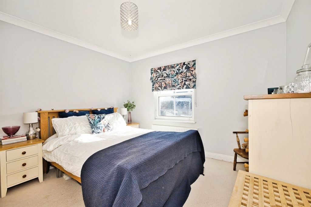 Additional image 17 of 5 bed detached house for saleOak Drive, Crewkerne TA18