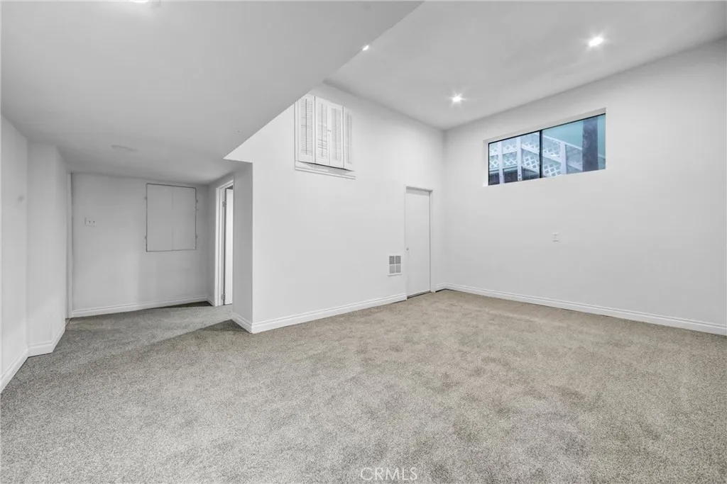Additional image 52 of 3334 Oak Glen Dr, Los Angeles, CA 90068