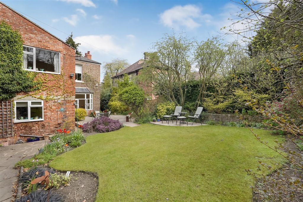 Additional image 4 of 5 bed end terrace house for saleWoodland Road, Darlington DL3