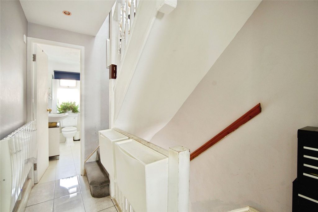 Additional image 20 of 3 bed maisonette for saleRaydons Road, Dagenham, Essex RM9