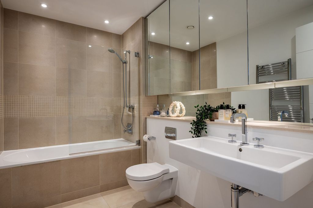 Additional image 11 of 2 bed property for sale3 Dart Marina, Dartmouth, Devon TQ6