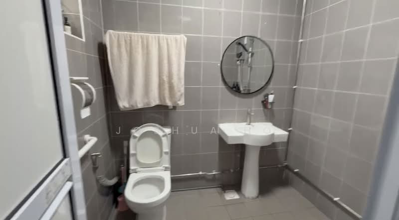 832 Woodlands Street 83 photo 3