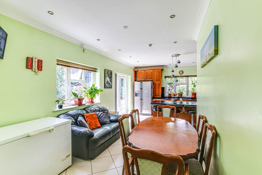 Additional image 6 of 6 bed detached house for saleShaw Crescent, South Croydon CR2