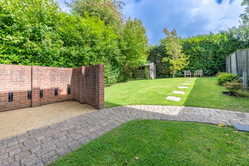 Additional image 10 of 2 bed flat for saleBeacon Gardens, Crowborough TN6