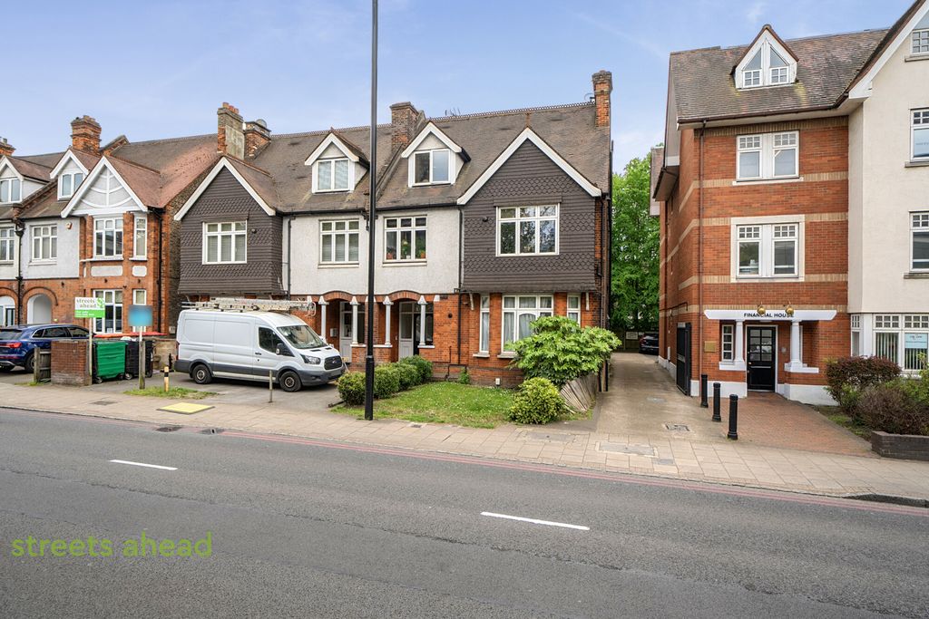 2 bed flat for saleBarclay Road, Croydon CR0