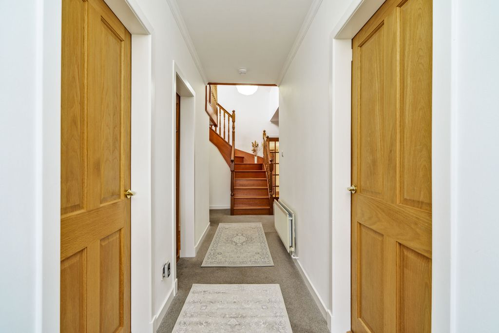 Additional image 18 of 4 bed detached house for sale28 Lasswade Road, Dalkeith EH22