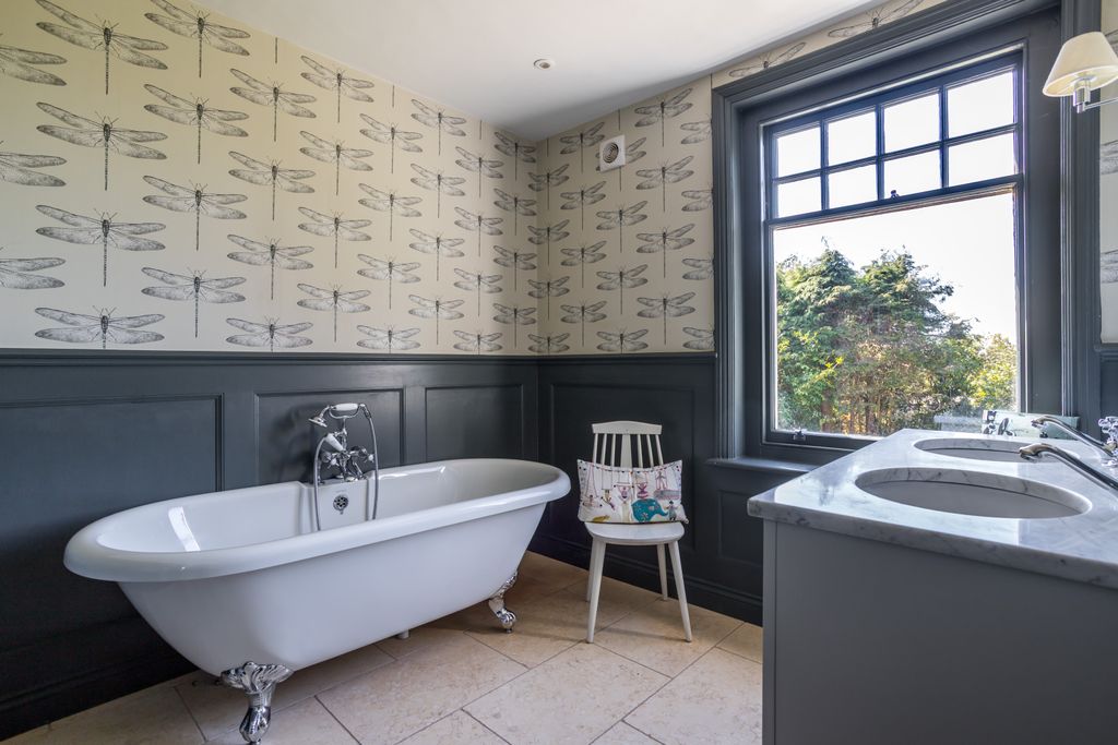 Additional image 10 of 5 bed detached house for saleAviemore Road, Crowborough TN6